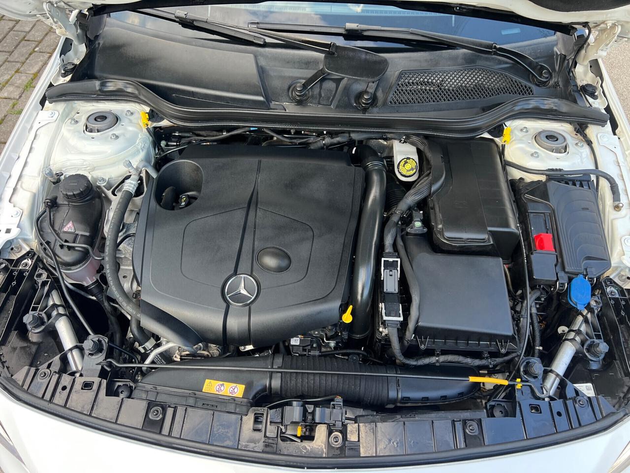 Mercedes gla 200d AUTOMATICA Amg Premium