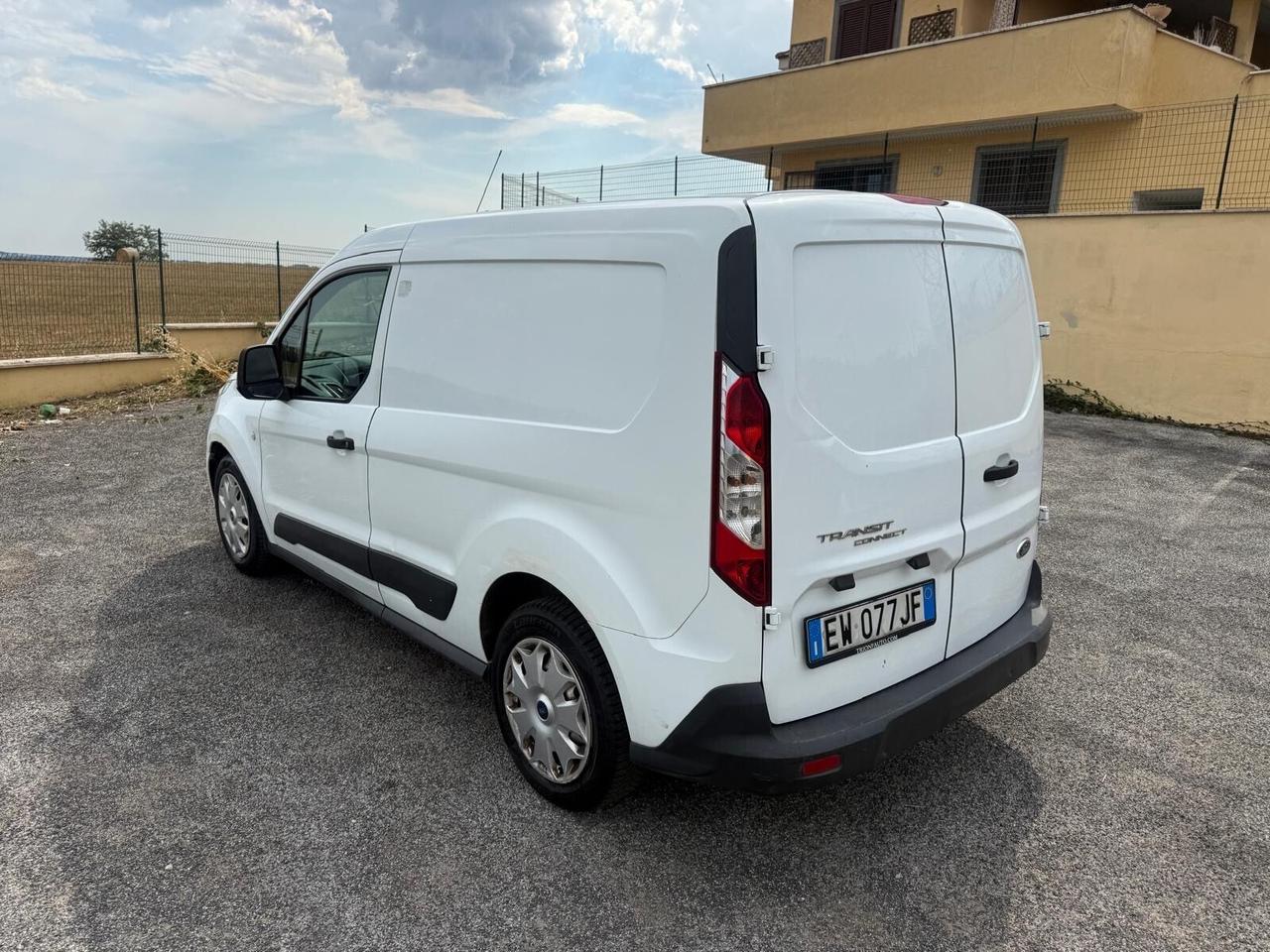 Ford Tourneo Courier 1.6 TDCI 95 CV Plus