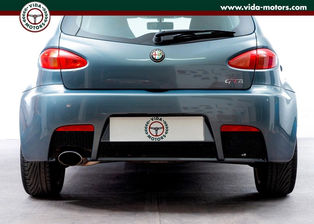 Alfa Romeo 147 3.2i V6 GTA * Tagliandi Ufficiali *