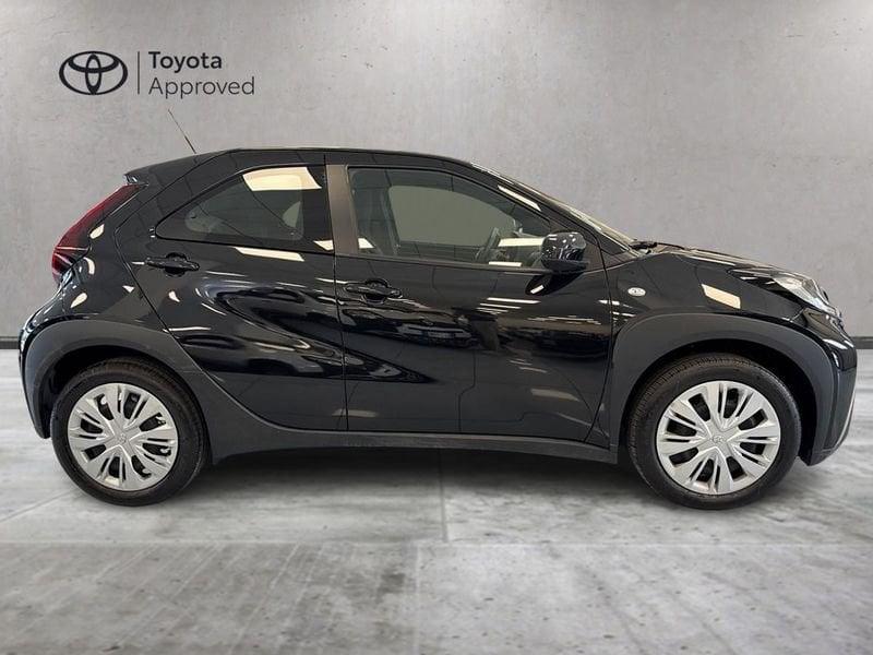 Toyota Aygo X 1.0B (72 CV) Active S-CVT