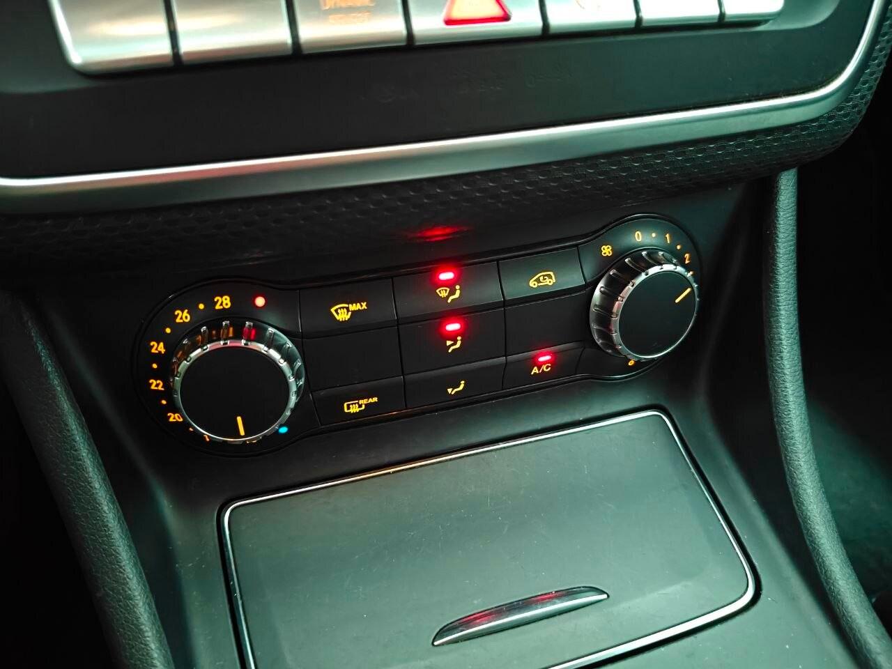 MERCEDES Classe A (W176) A 180 d Premium