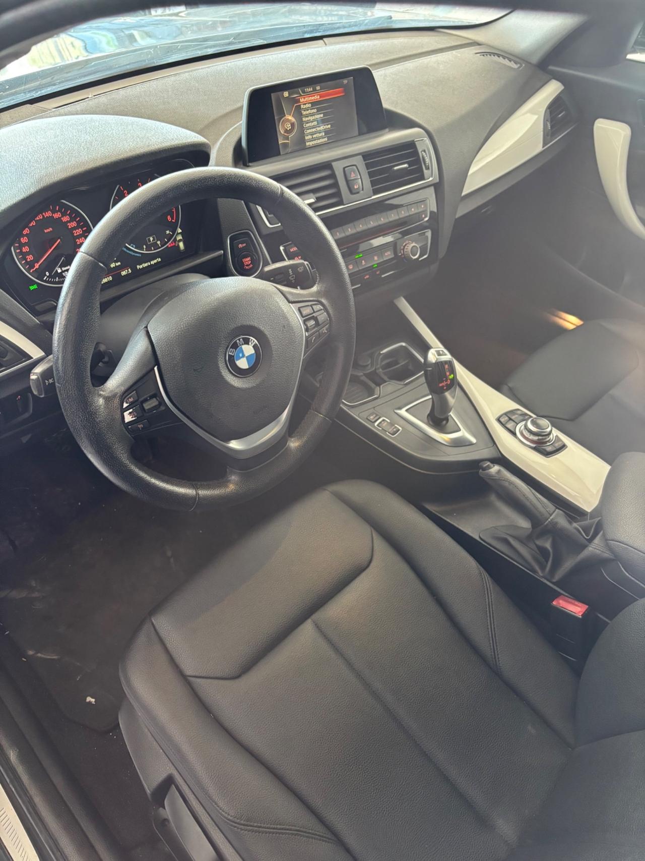 Bmw 116 116d 5p. Urban