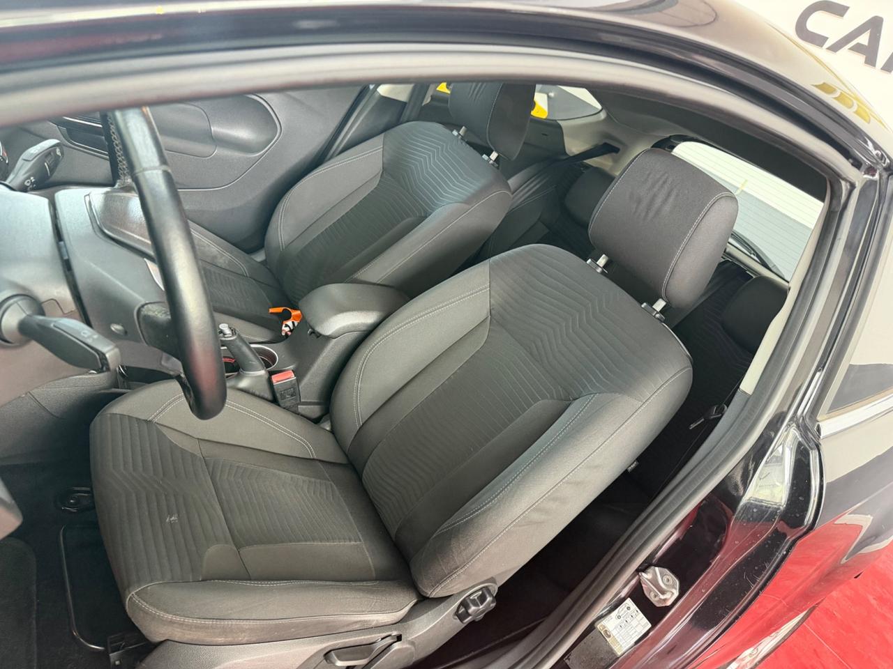 Ford Fiesta 1.4 3p. Bz.- GPL Titanium