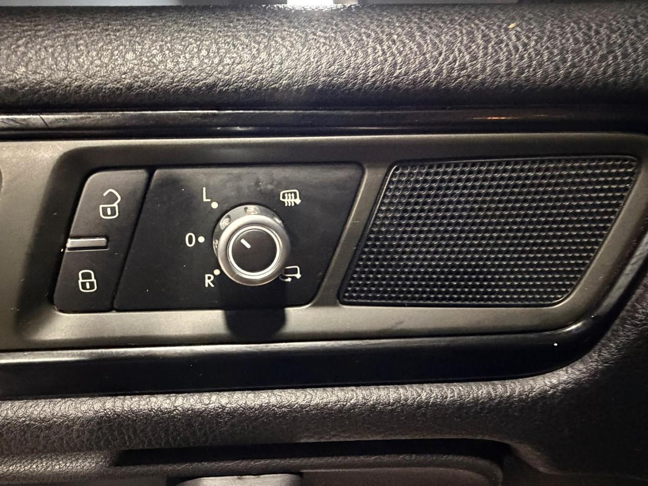VOLKSWAGEN TOUAREG DEL 2015 3.0 V6 4X4 AUTOMATICA SUPERFULL