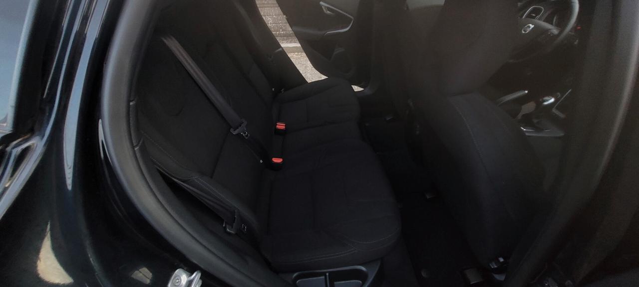 Volvo V40 D2 1.6 Business Edition
