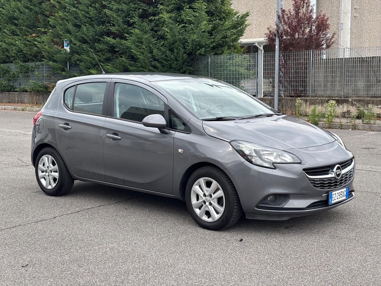 Opel Corsa 1.2 70CV 5 porte GPL-TECH Edition