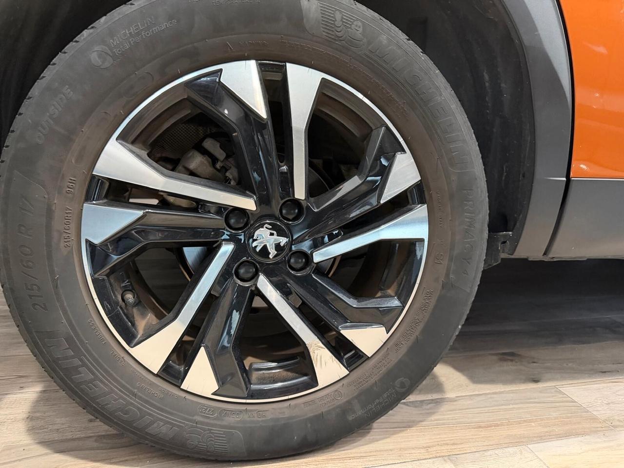 Peugeot 2008 PureTech 100 S&S Allure Pack