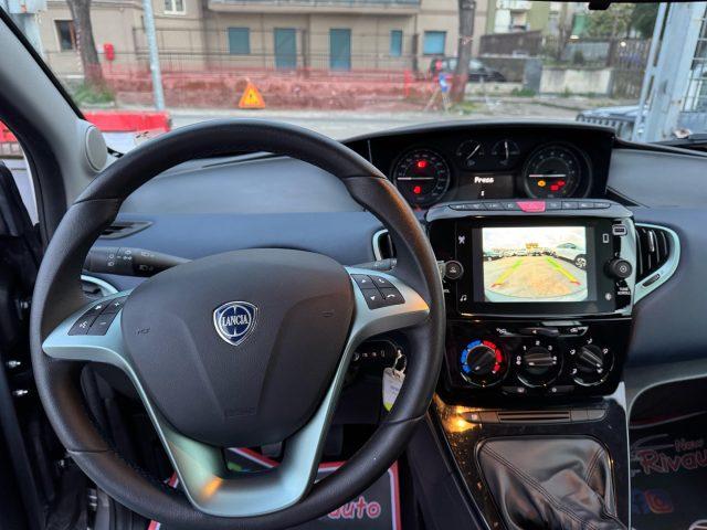 LANCIA Ypsilon 1.0 FireFly 5 porte S&S Hybrid Platino