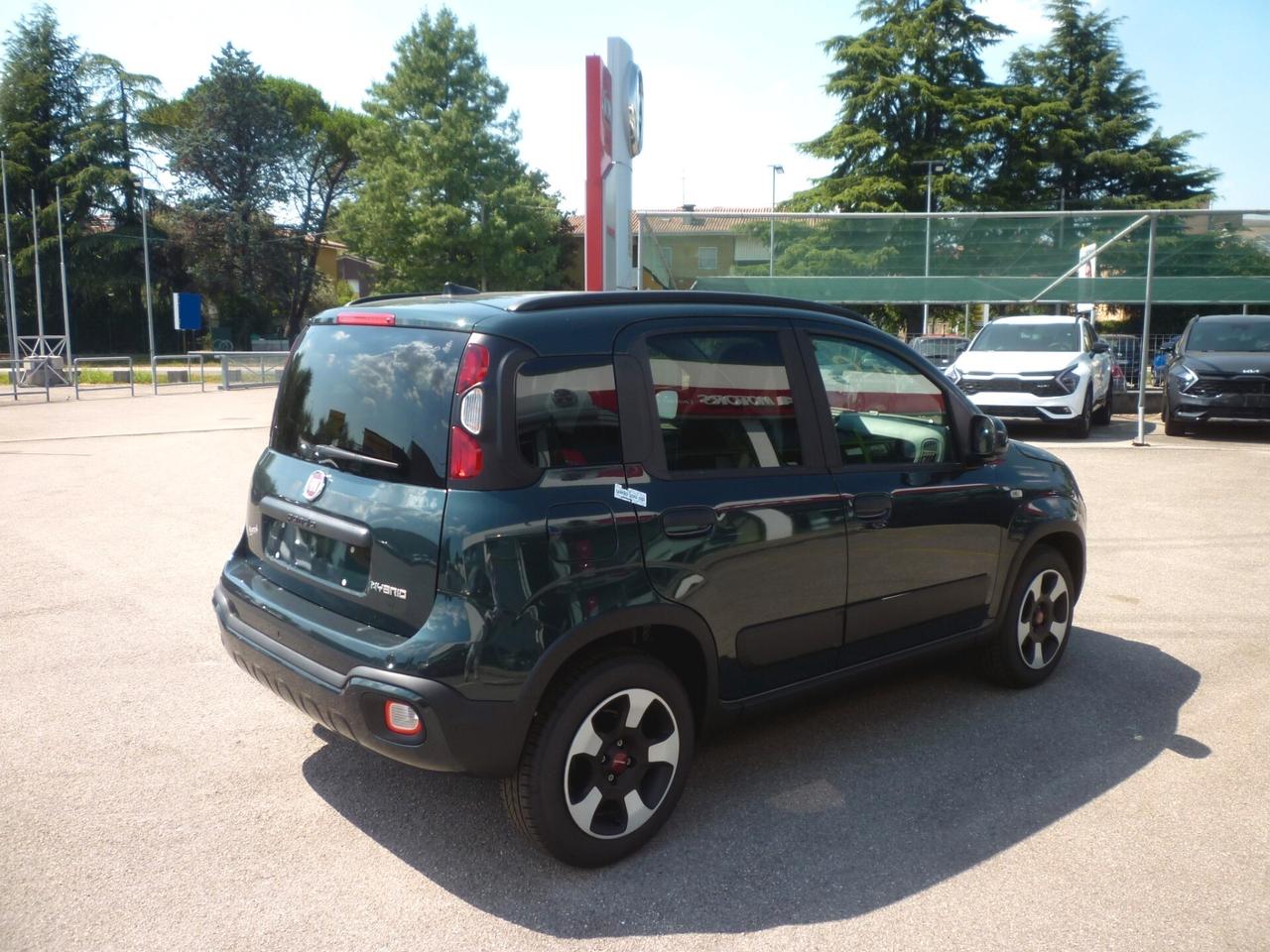 FIAT Panda 1.0 Hybrid 70 CV Cross KM0 VERDE MET. 2024