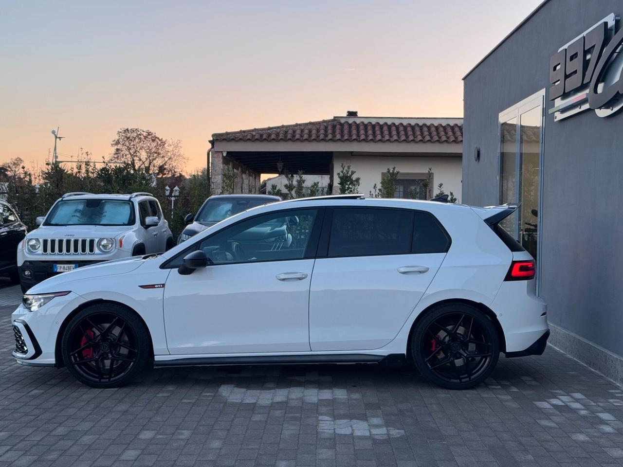 Volkswagen Golf 2.0 TSI GTI - TETTO APRIBILE - CAMERA - PRONTA CONSEGNA - TAGL. UFFICIALI - iQLIGHT