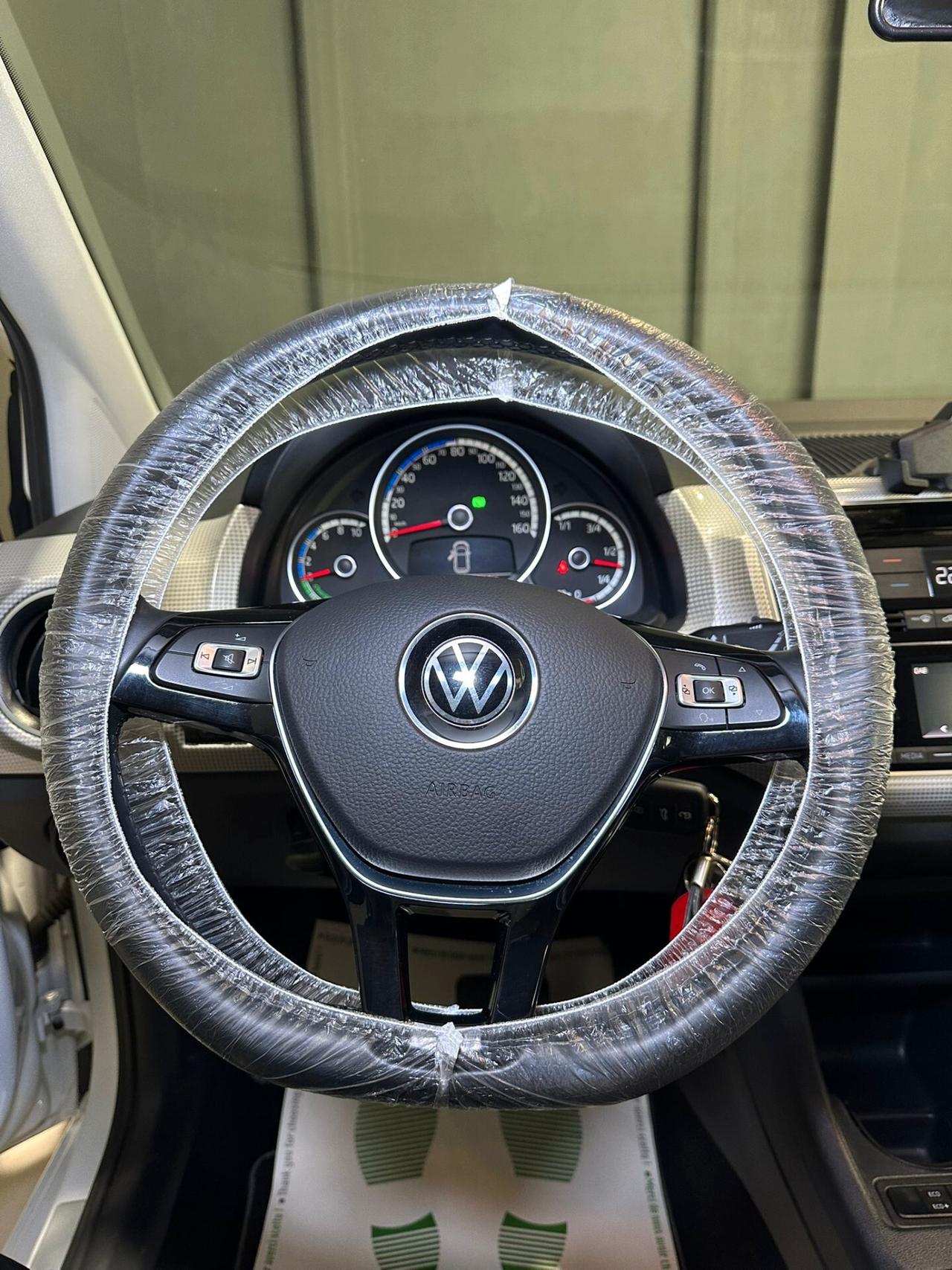 Volkswagen up! e-up! 83 CV