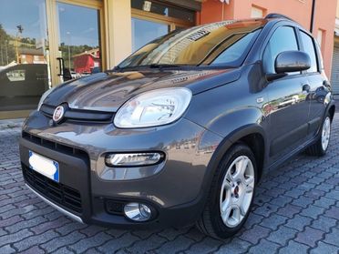 FIAT Panda 1.0 FireFly S&S Hybrid Garmin-NEOPATENTATI