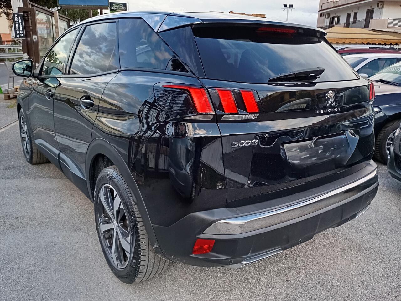 Peugeot 3008 1.5 BlueHDi 130CV Business