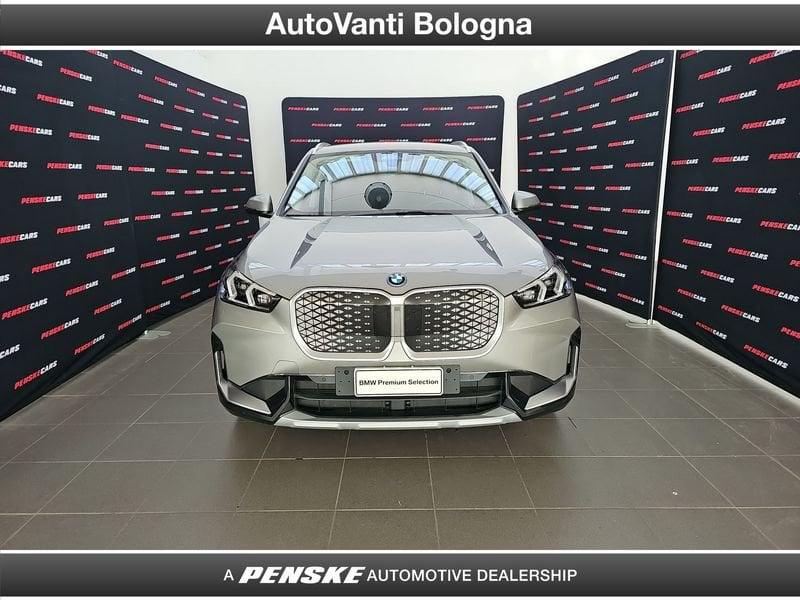 BMW iX1 eDrive 20 X-Line