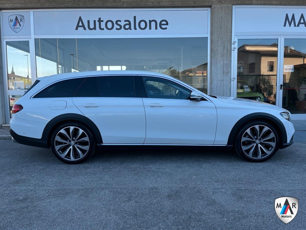 Mercedes-benz E 220d S.W. 4Matic Auto Premium Plus All-Terrain