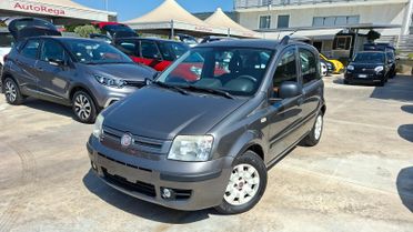 Fiat Panda 1.2 BENZINA 2011 aria condizionata
