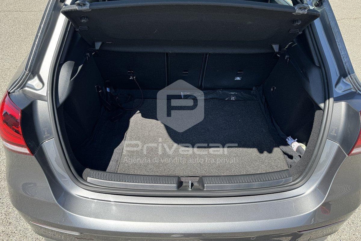 MERCEDES A 180 d Automatic Premium