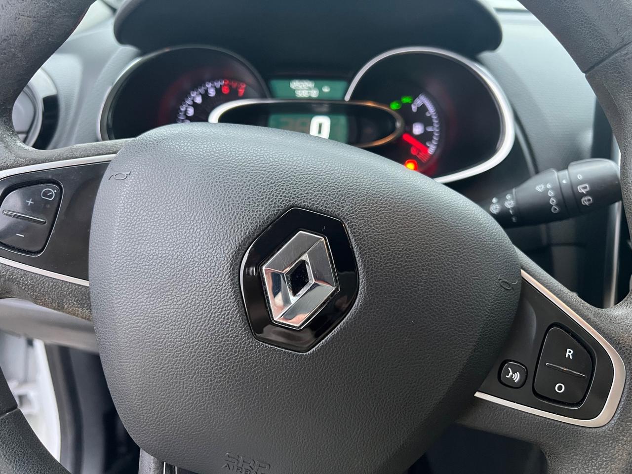 Renault Clio GPL 5 porte Permute rate garanzia