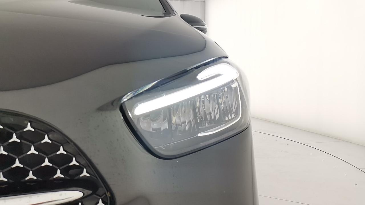 Mercedes-Benz Classe B - W247 2023 - B 250 e phev AMG Line Advanced Plus auto