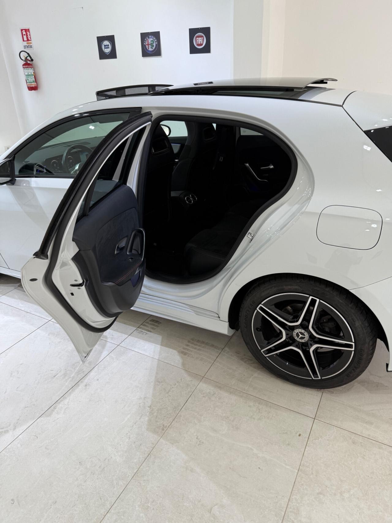 MERCEDES-BENZ A 180 D AUTOMATIC PREMIUM IVA ESPOSTA