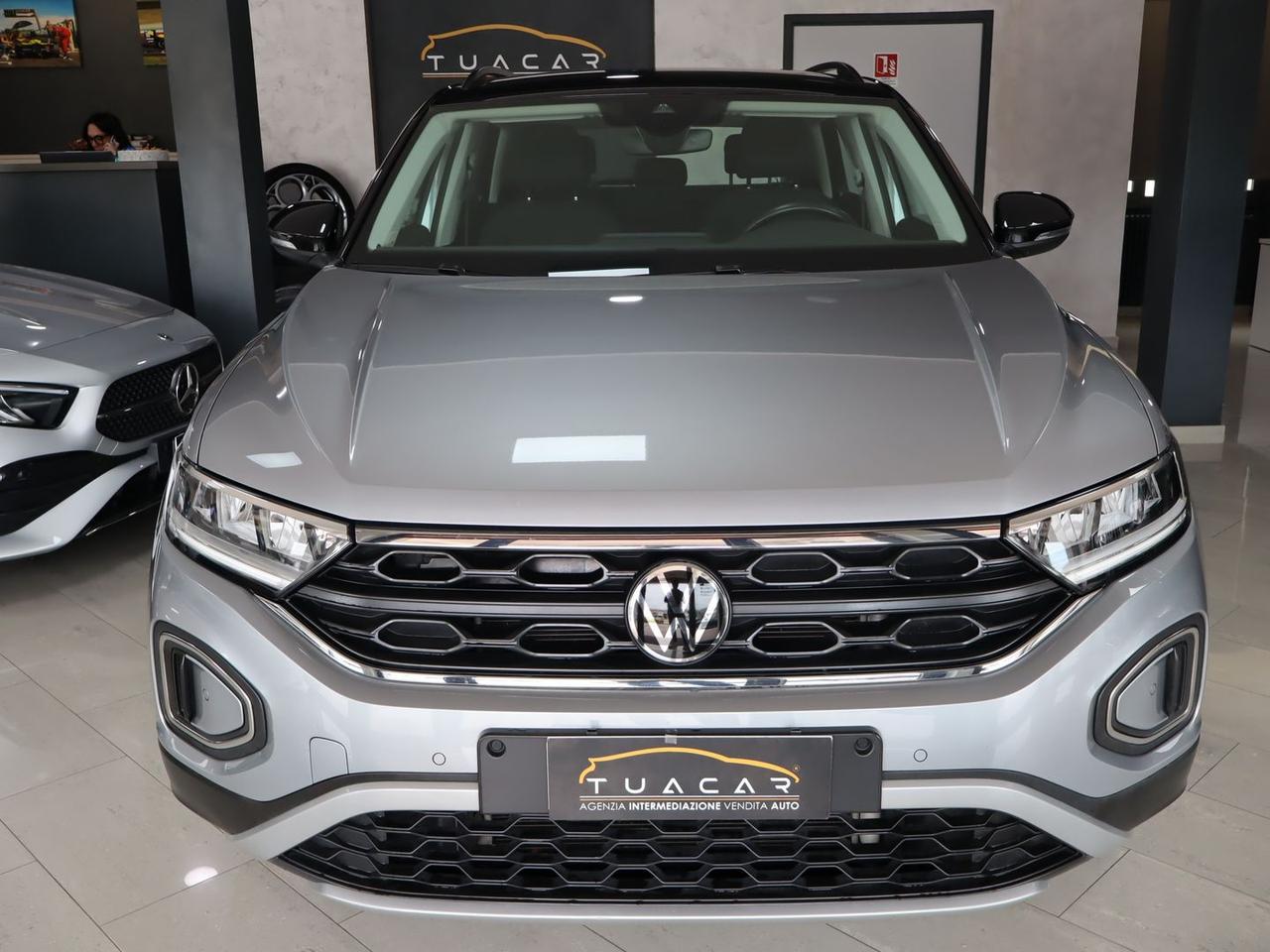 Volkswagen T-Roc Life 1.5 TSI #10674