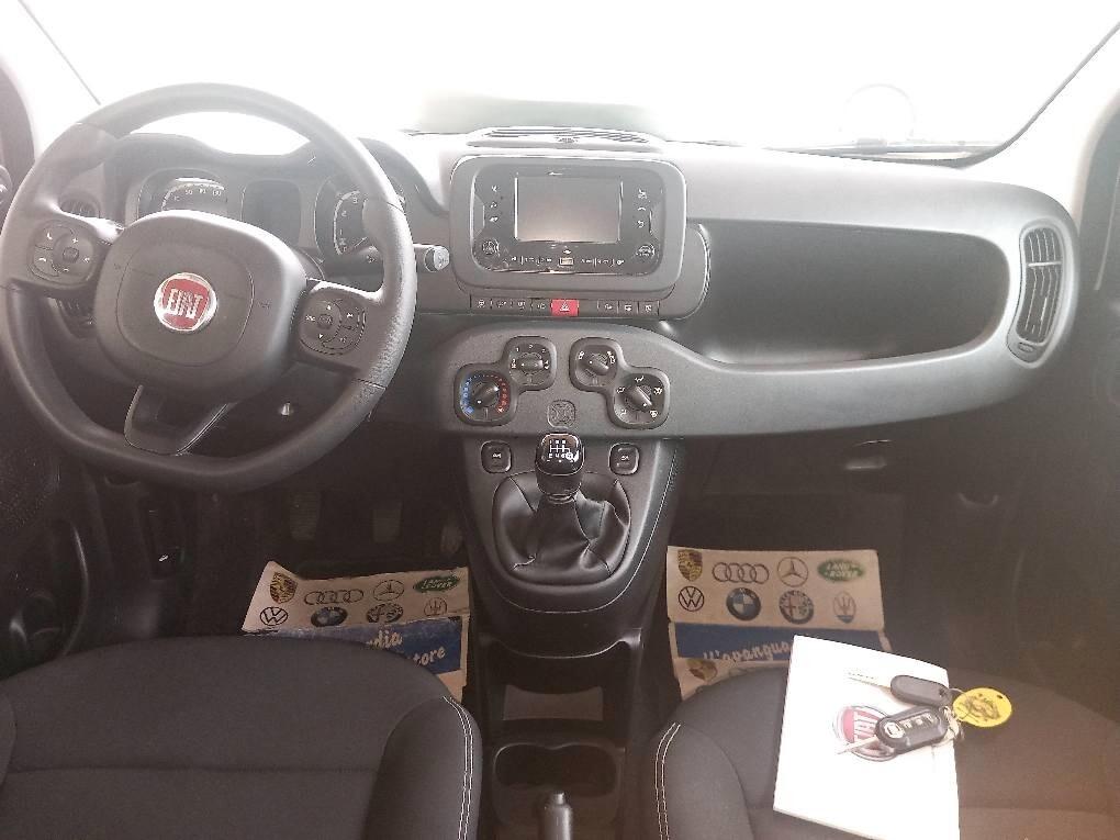 Fiat Panda 1.0 FireFly S&S Hybrid KM 18000 MONITOR SENSORI COMANDI VOLANTE GARANZIA