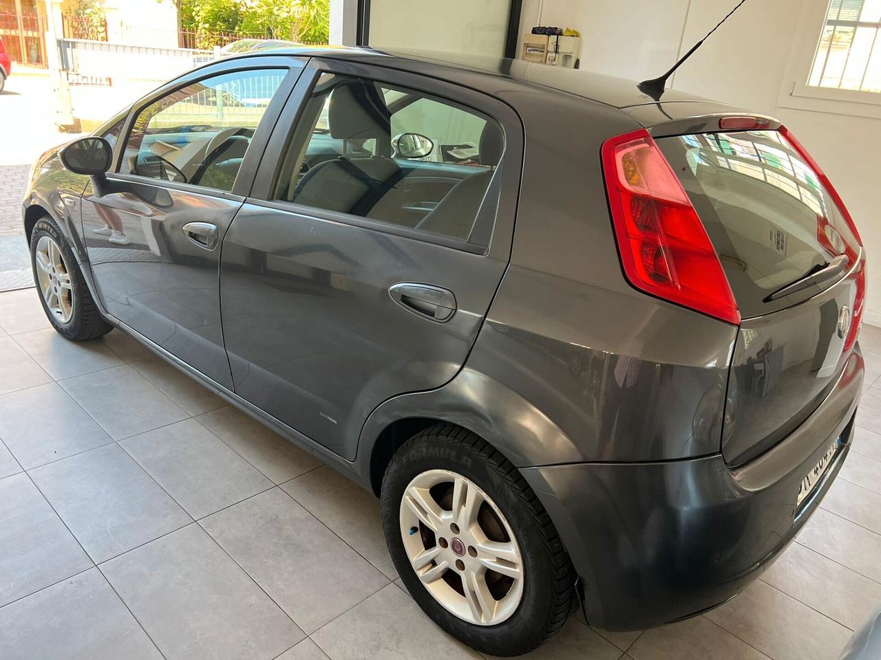 Fiat Grande Punto 1.3 90CV DIESEL 128.000KM