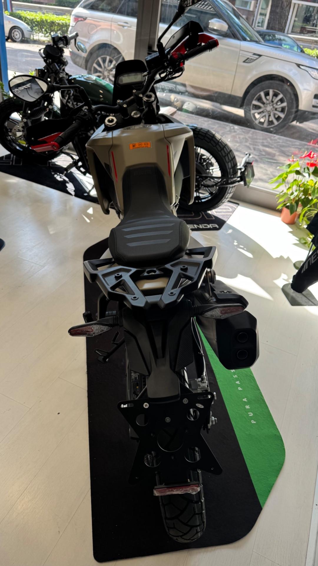 BENELLI BKX 125!!NUOVA!!PRONTA CONSEGNA EURO 5+!!