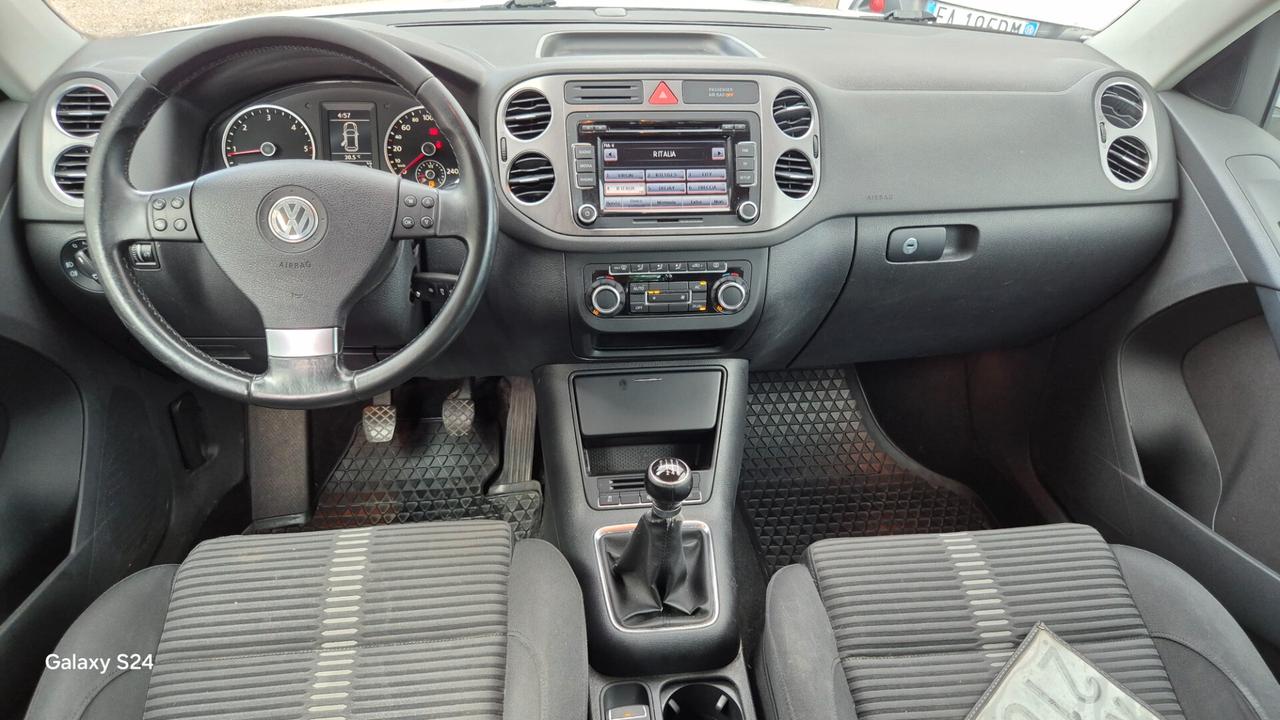 Volkswagen Tiguan 2.0 TDI DPF 4MOTION DSG Sport & Style