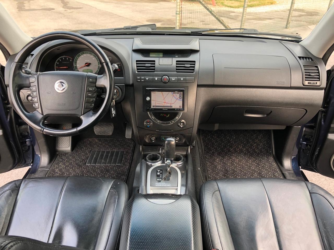 Ssangyong REXTON II 2.7 XVT A/T Executive Top