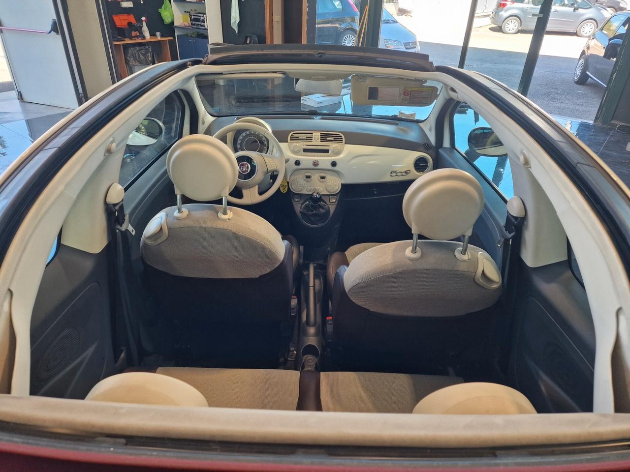 Fiat 500 1.2 by Gucci Cabrio, 136 mila chilometri.
