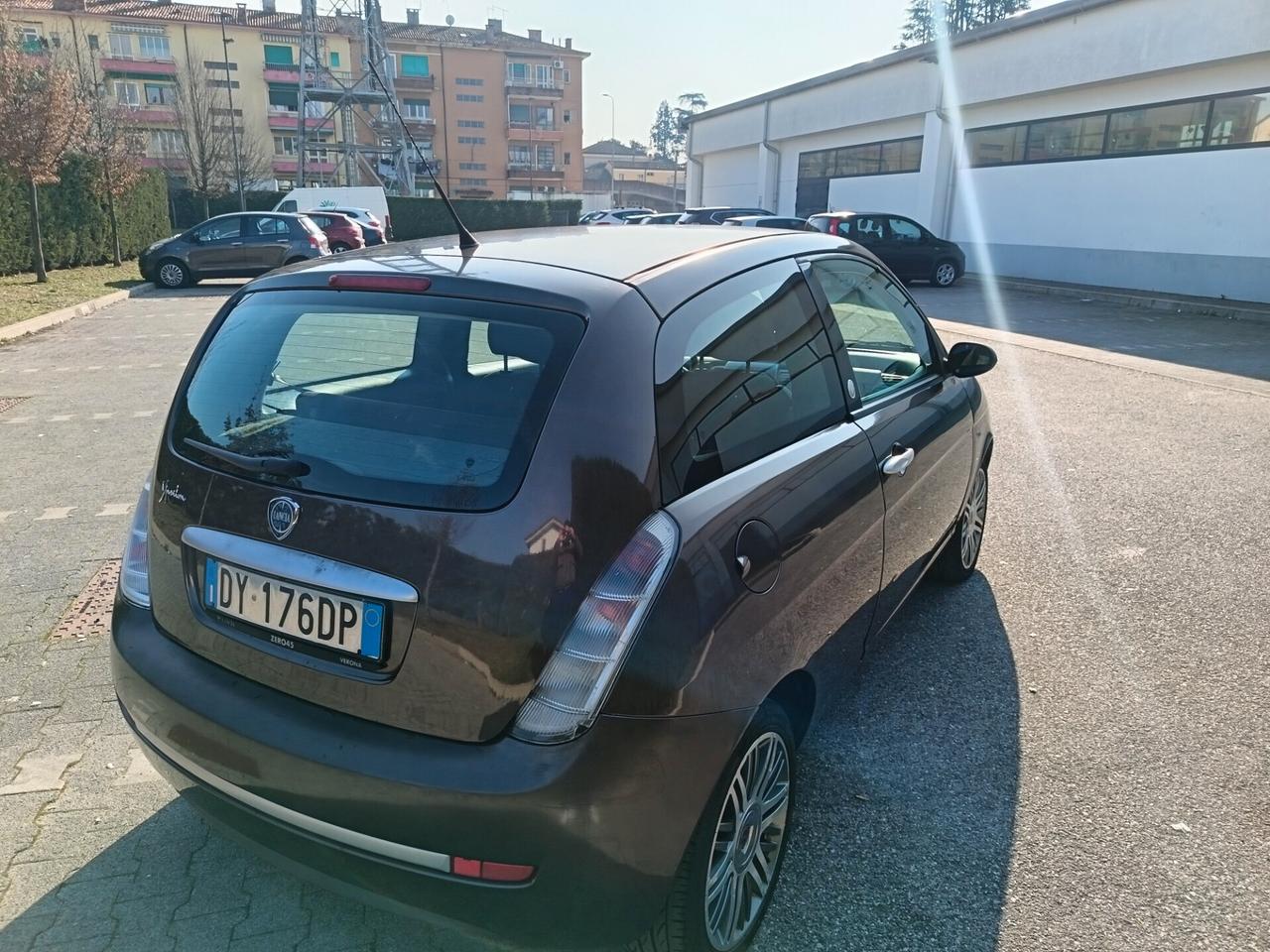 Lancia Ypsilon 1.4 Oro Ecochic GPL ok neo patente