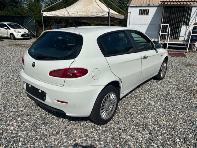 Alfa Romeo 147 1.6 16V TS (105) 5 porte Progression