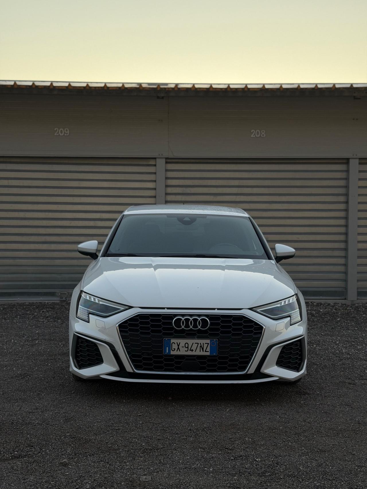 Audi A3 SPB 30 TDI S line edition