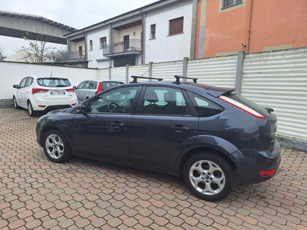 Ford Focus 1.6. Bz.- GPL