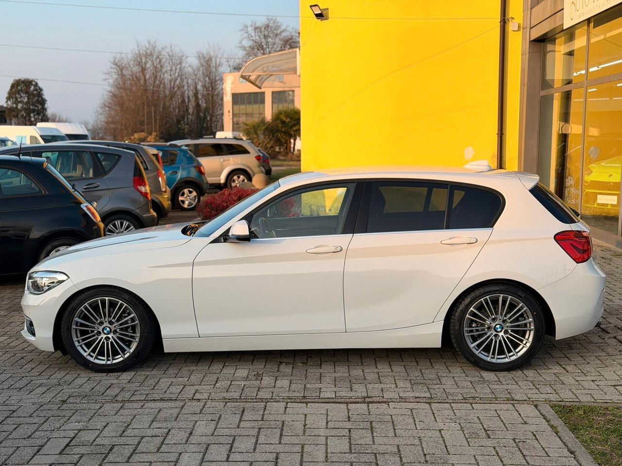 Bmw 118d 5p. Urban