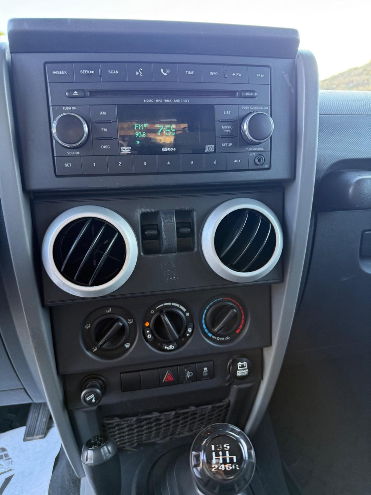 Jeep Wrangler JEEP WRANGLER SAHARA 2.8CRD 177cv