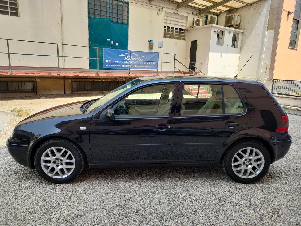 Volkswagen Golf 1.6 cat 5p. aut. Highline