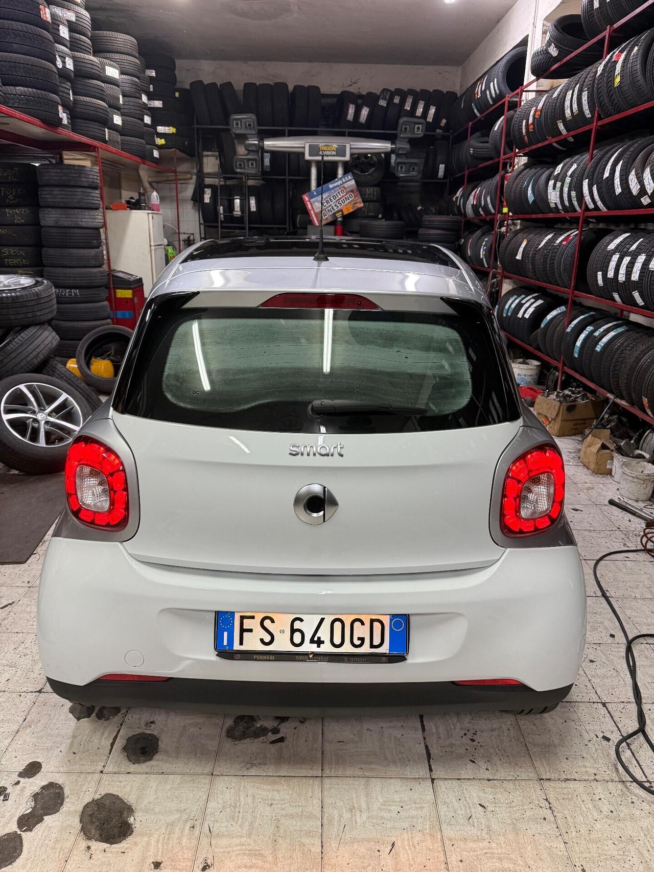 Smart ForFour 70 1.0 Passion