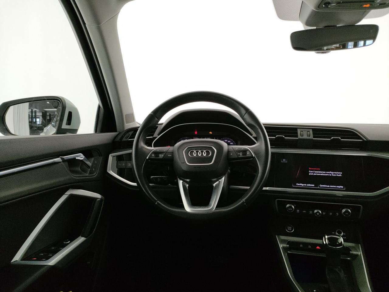 Audi Q3 35 1.5 tfsi business advanced s-tronic