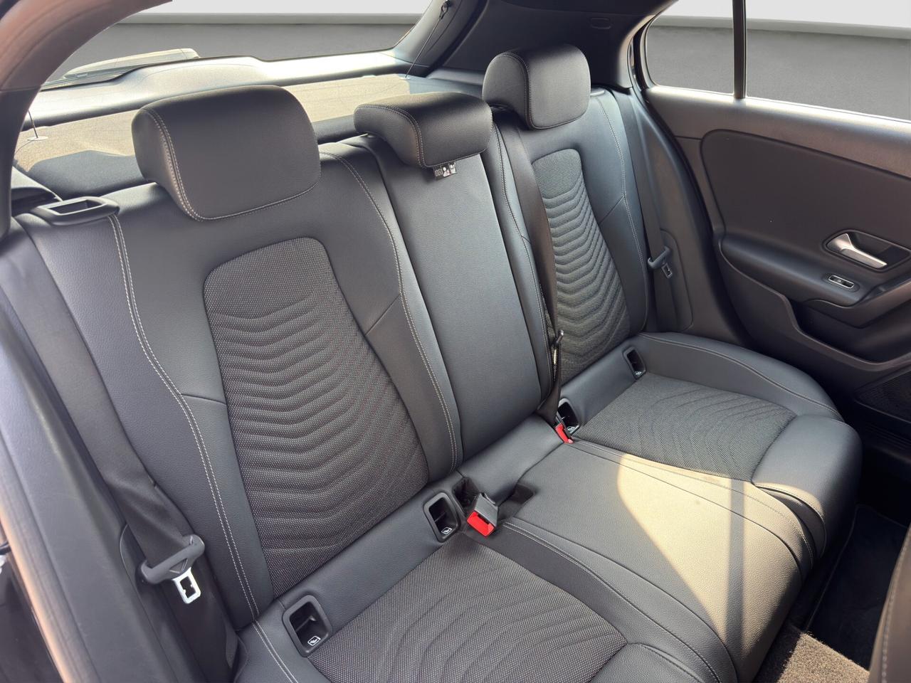 Mercedes-benz A 180 d Business Extra