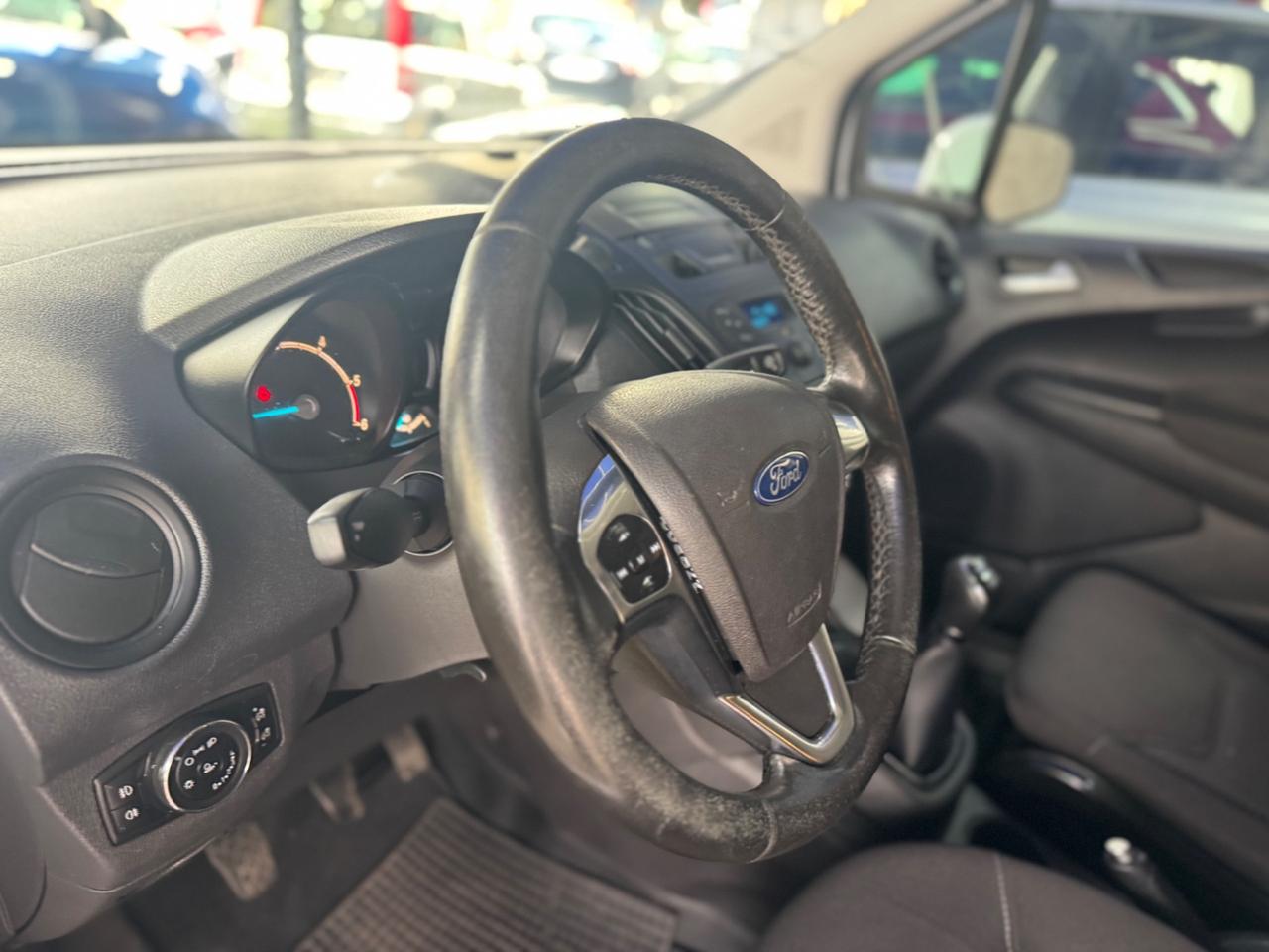 Ford Transit Courier 1.5 TDCi 75CV Van Entry