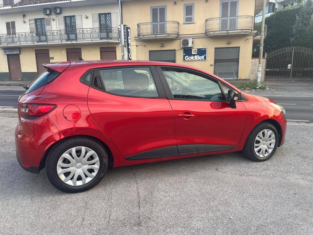 Renault Clio 1.5 dCi 8V 75CV 5 porte Costume National