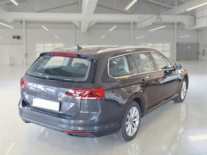VOLKSWAGEN PASSAT VARIANT 2.0 TDI SCR EVO 110KW BUSINESS DSG STATION WAGON