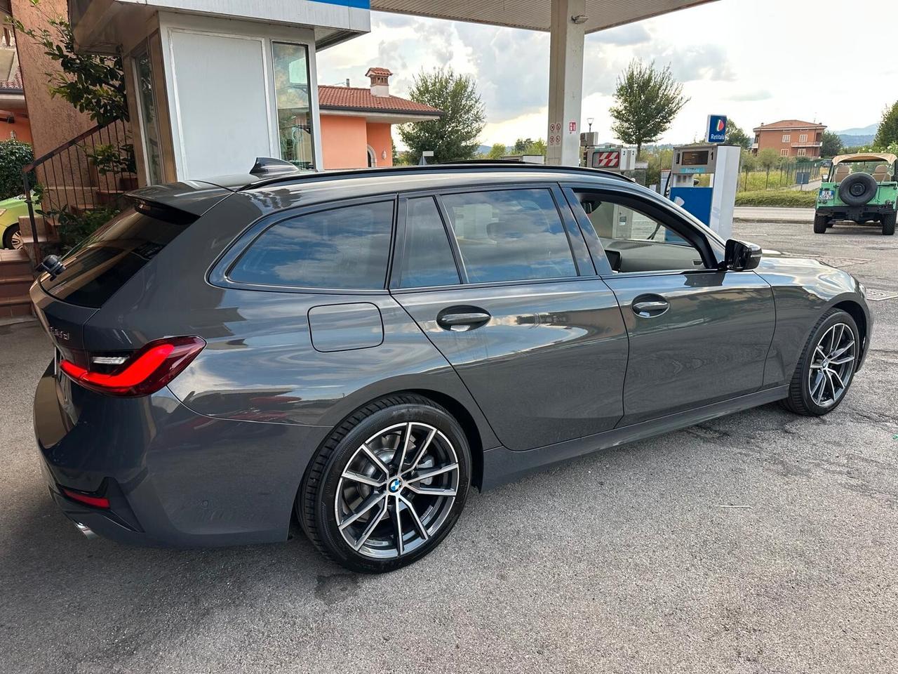BMW 330 Serie 3 G21 330d Touring mhev 48V xdrive Sport