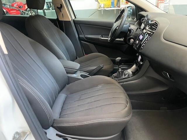 Lancia Delta 1.6 MJT DPF 105 CV Gold