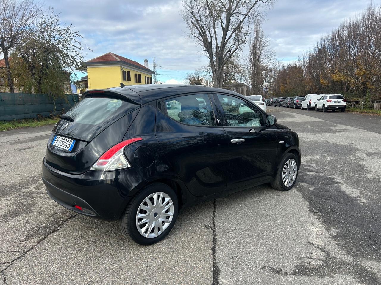 Lancia Ypsilon 1.2 69 CV 5 porte GPL Ecochic Unyca