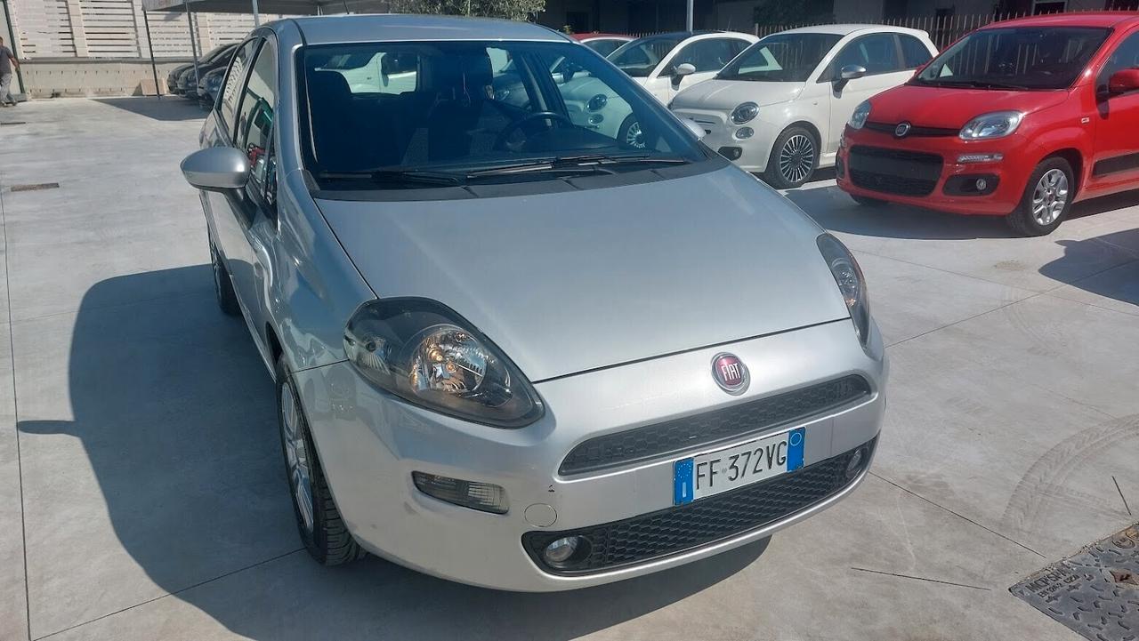 Fiat Punto 1.4 8V LOUNGE 5 porte GPL DI SERIE