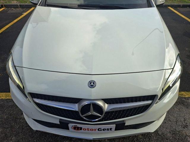 MERCEDES-BENZ A 180 Sport