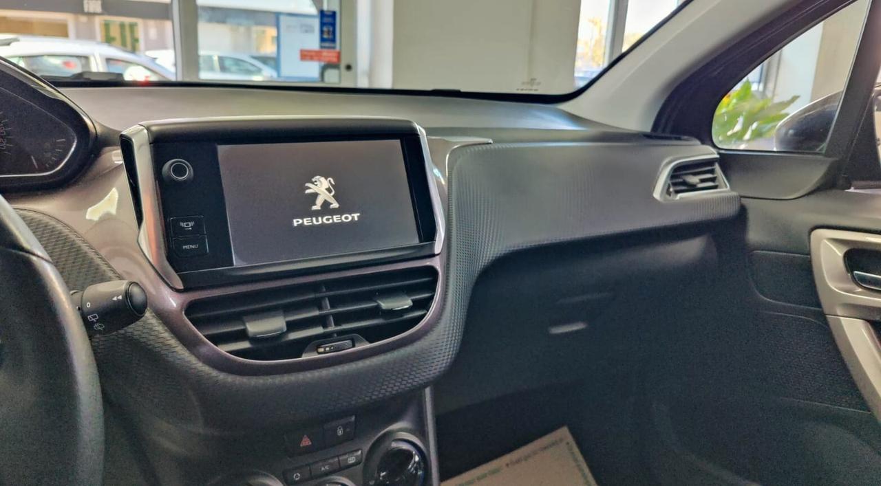 Peugeot 2008 1.2 VTi 82CV Active